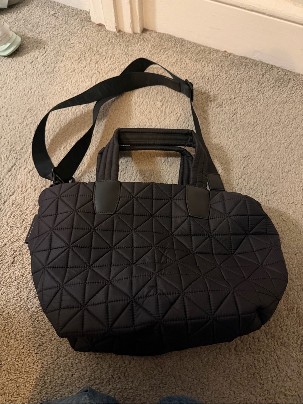Vee Collective Medium Tote